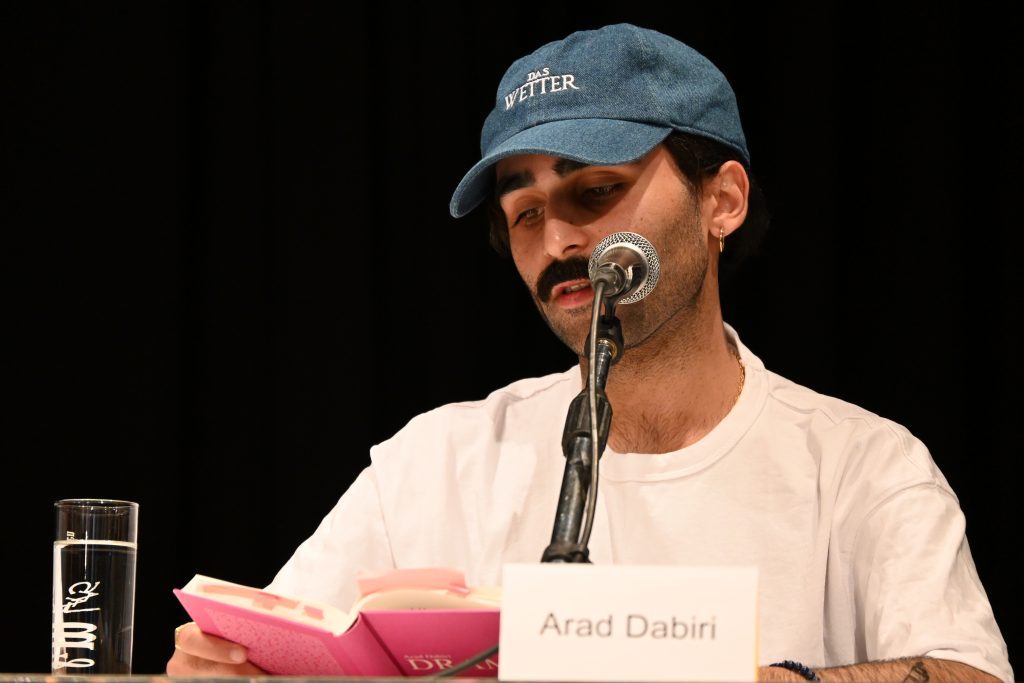 Franz-Tumler-Literaturpreis: Arad Dabiri liest aus »Drama«