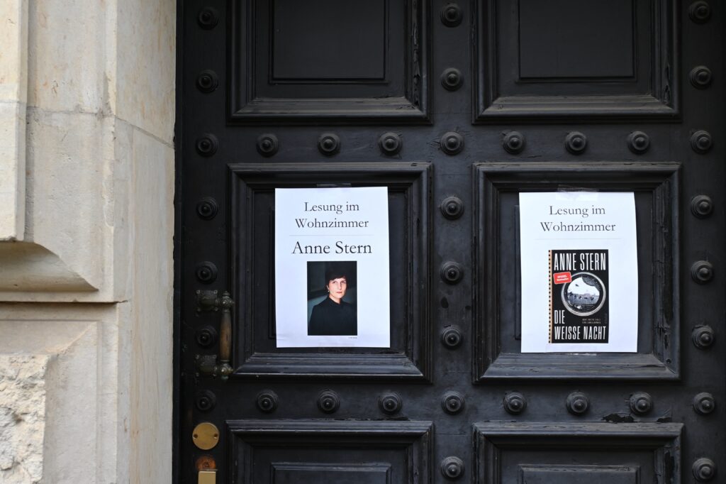Leipziger Wohnzimmerlesung | Anne Stern: Die weisse Nacht